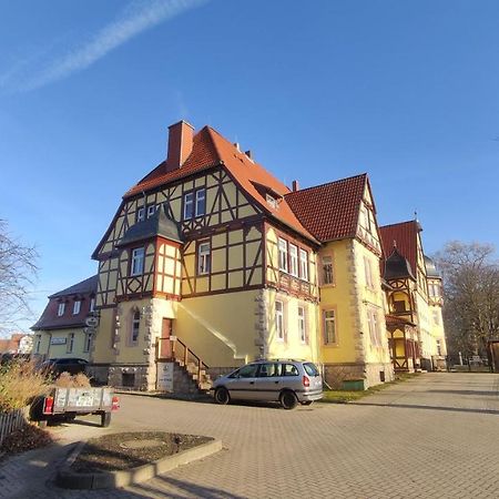 Gasthof "Zum Schloss" Berssel  エクステリア 写真